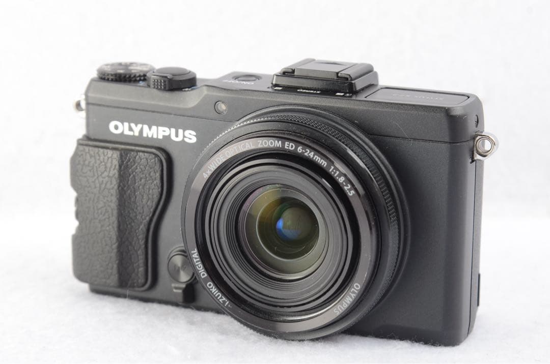 オリンパス　OLYMPUS STYLUS XZ-2 《 元箱付き 》