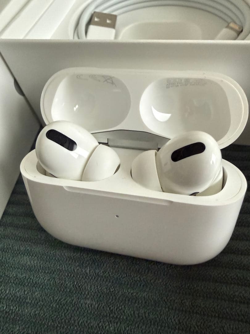 Apple AirPods Pro（第1世代）