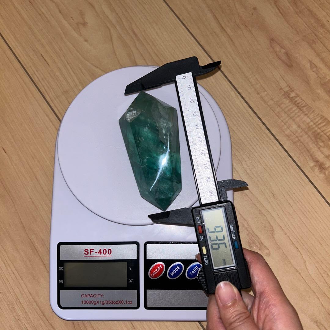 虹がすごい フローライト グリーン 天然石