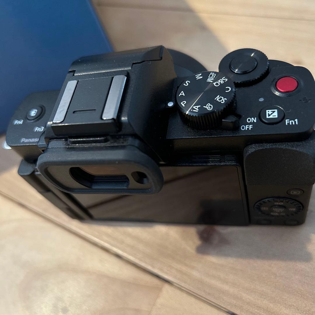 Panasonic LUMIX G100D グリップキット