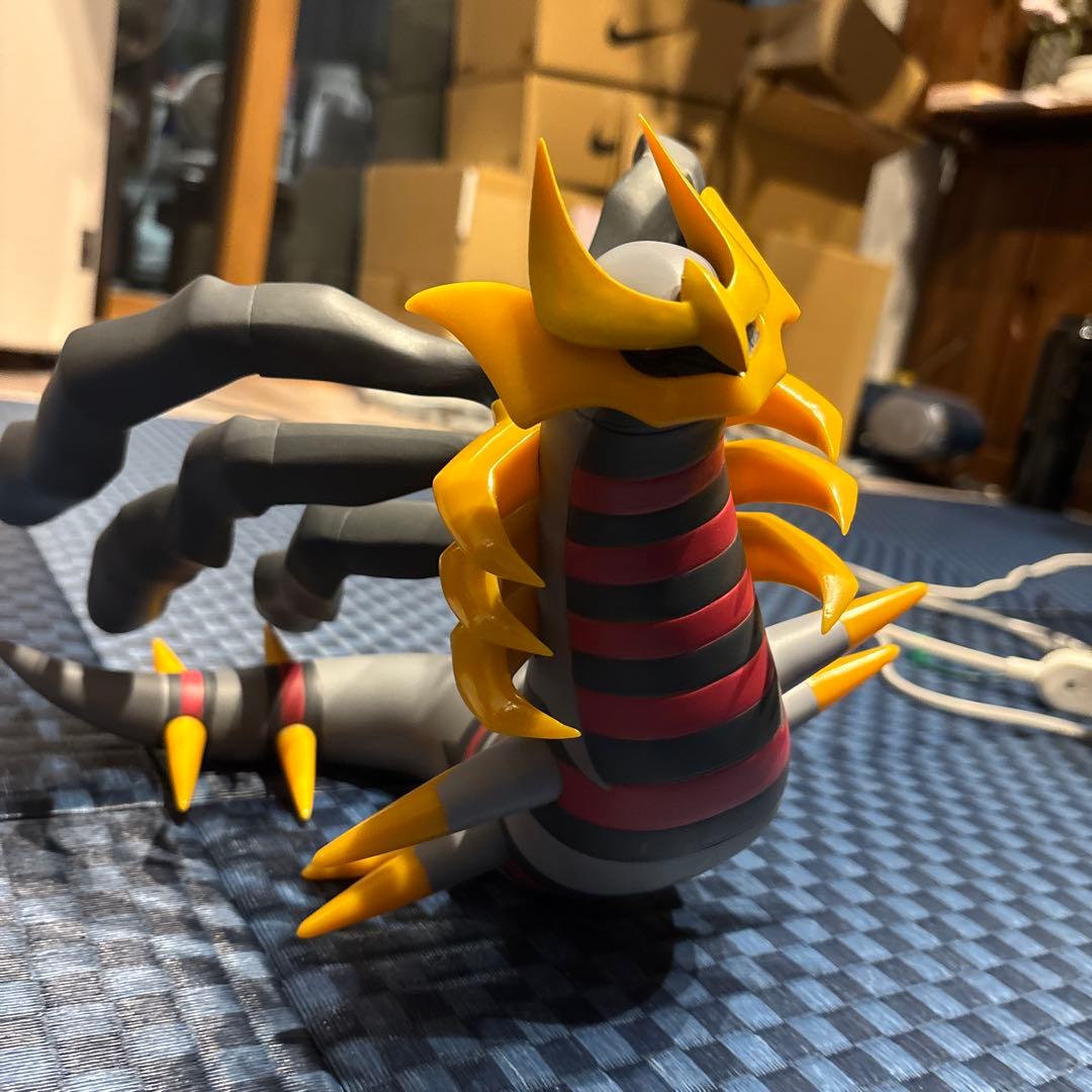 ギラティナ わくわくくじ フィギュア賞