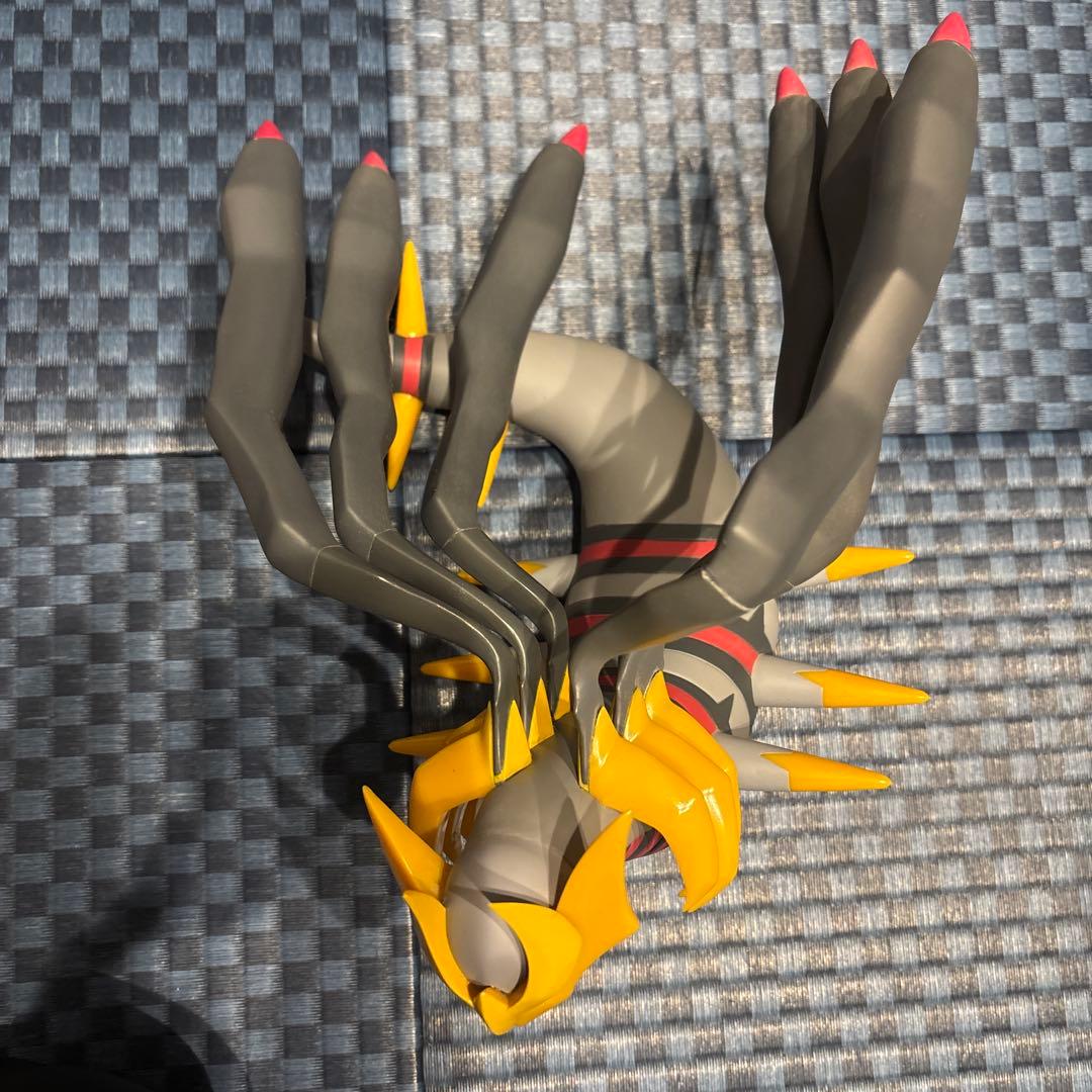 ギラティナ わくわくくじ フィギュア賞