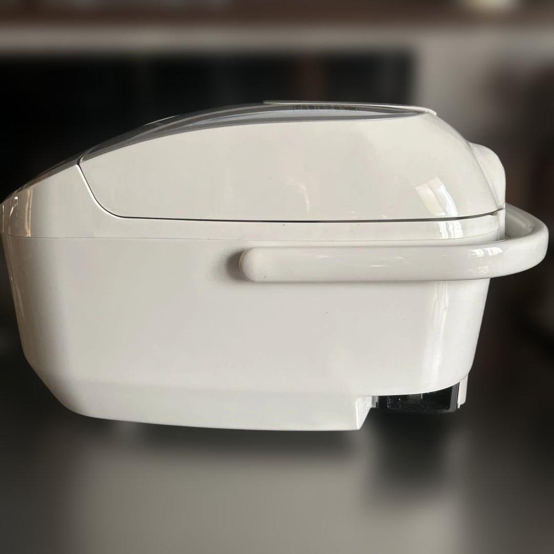 象印 マイコン炊飯ジャー＊NL-DA10 白　ホワイト 5.5合 炊飯器