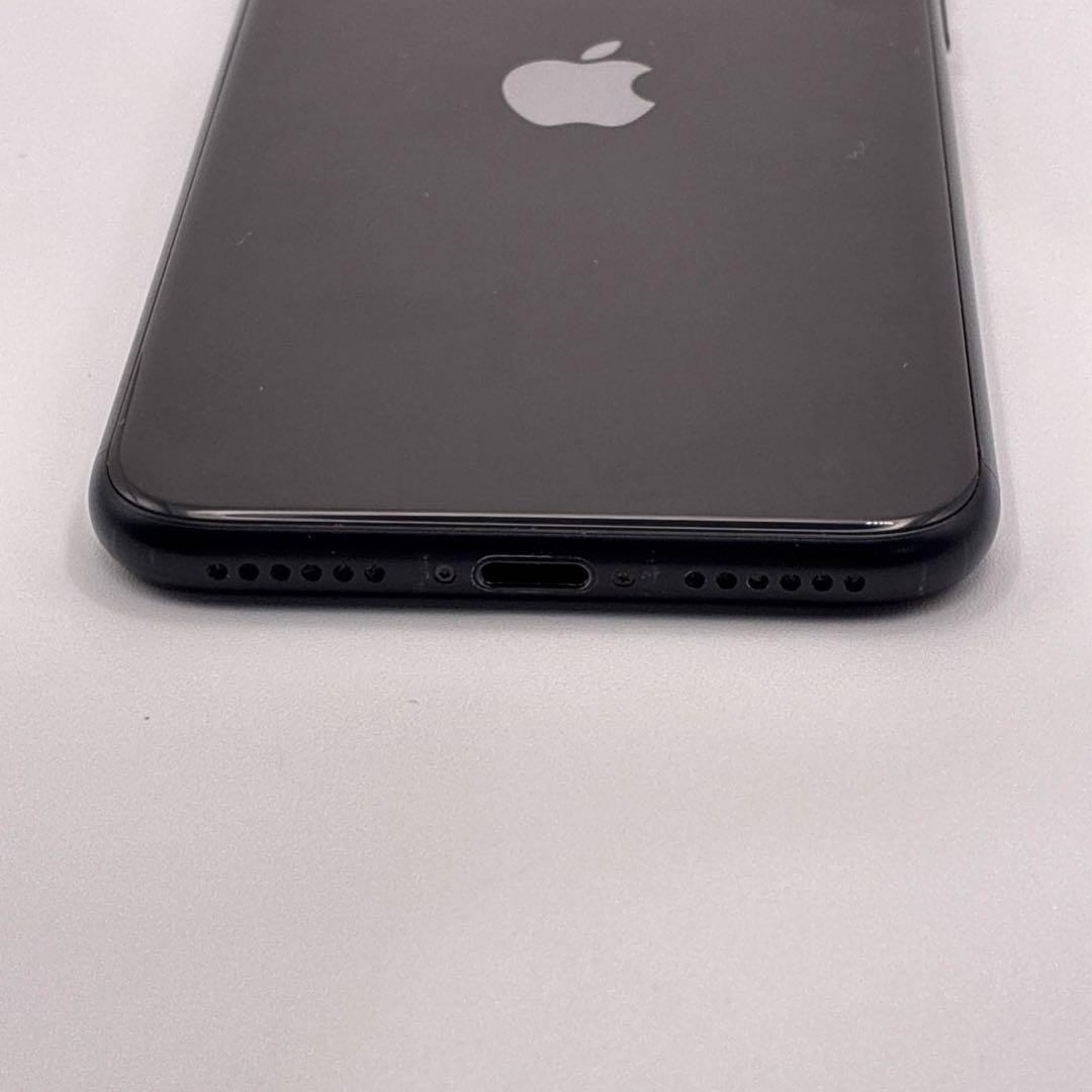 【バッテリー80%】SIMフリー iPhone SE第２世代 64GB ブラック