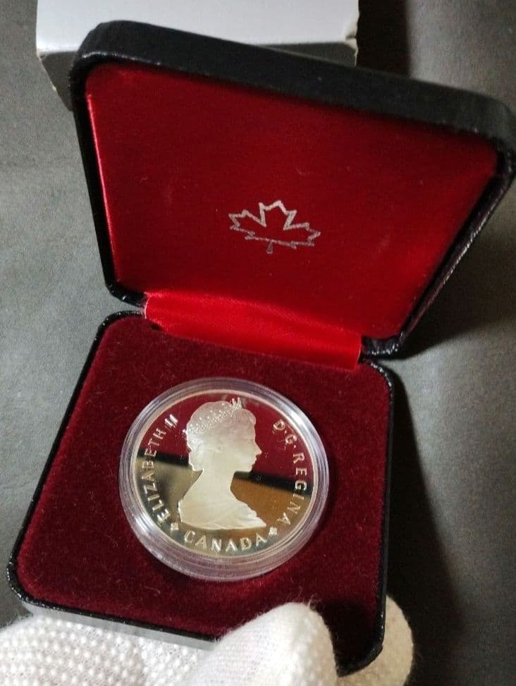 ぎ*ん様 1985年 カナダ銀貨 国立公園開園100周年記念銀貨 1ドルプルーフ