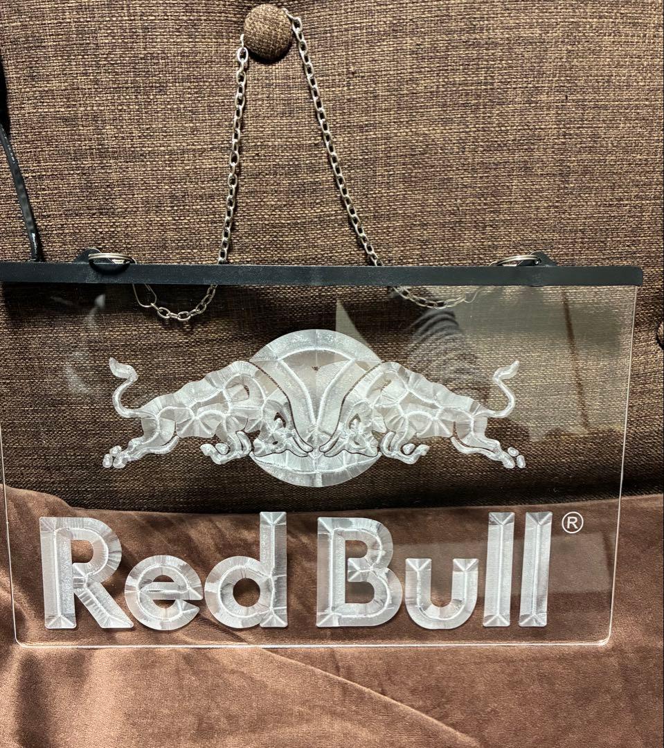 Red Bull レッドブル　ネオン