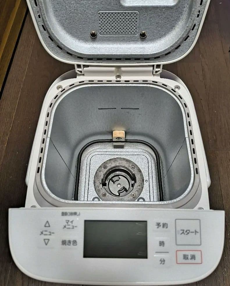 パナソニック ホームベーカリー SD-SB1-W　説明書付　小麦粉でパン作れます
