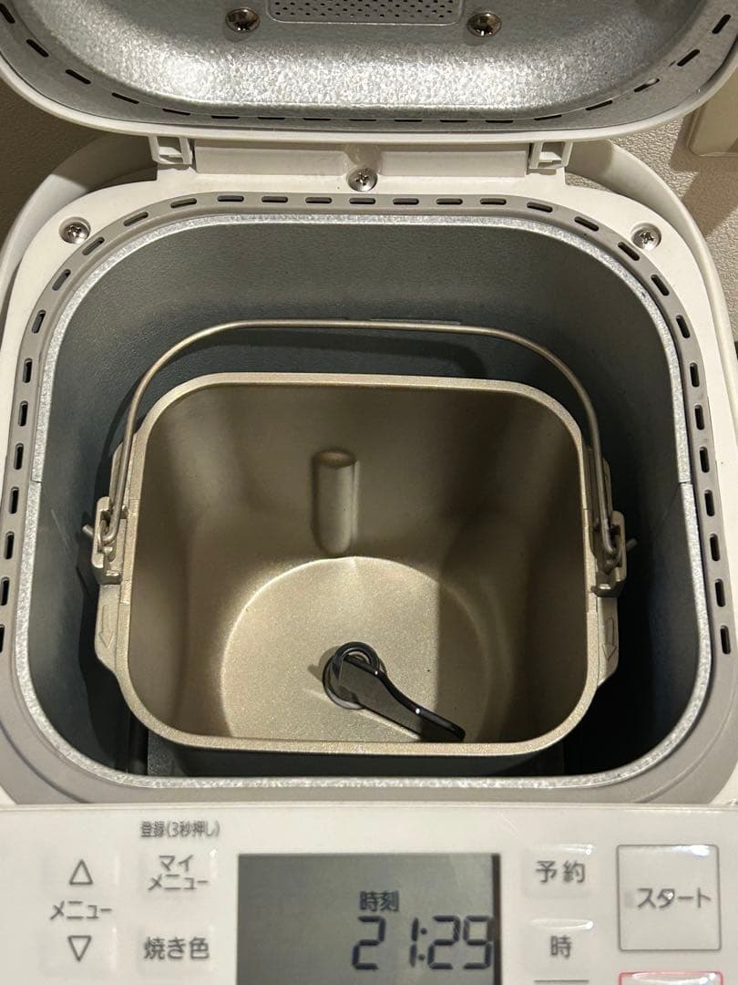 パナソニック ホームベーカリー SD-SB1-W　説明書付　小麦粉でパン作れます