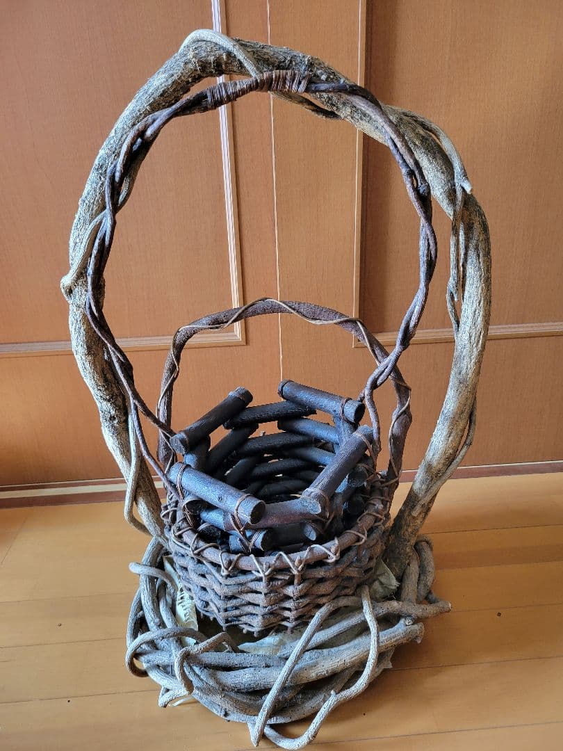 天然素材　カゴ　つる編み　フラワーアレンジメント　観葉植物入れ　大中小まとめ売り