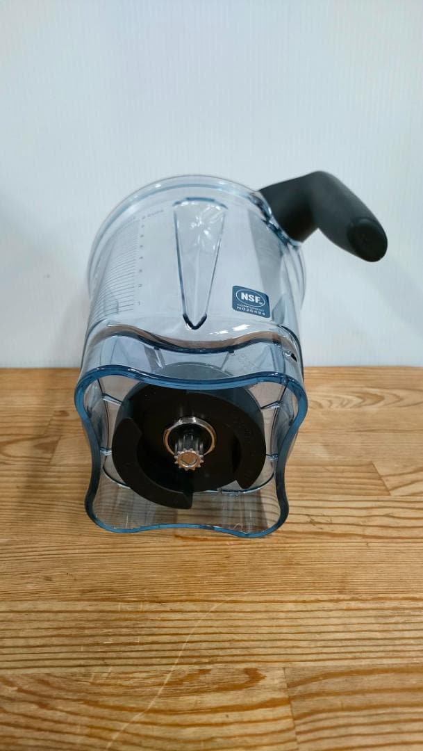 【目立った傷や汚れなし】バイタミックスE520　ブラック　1628