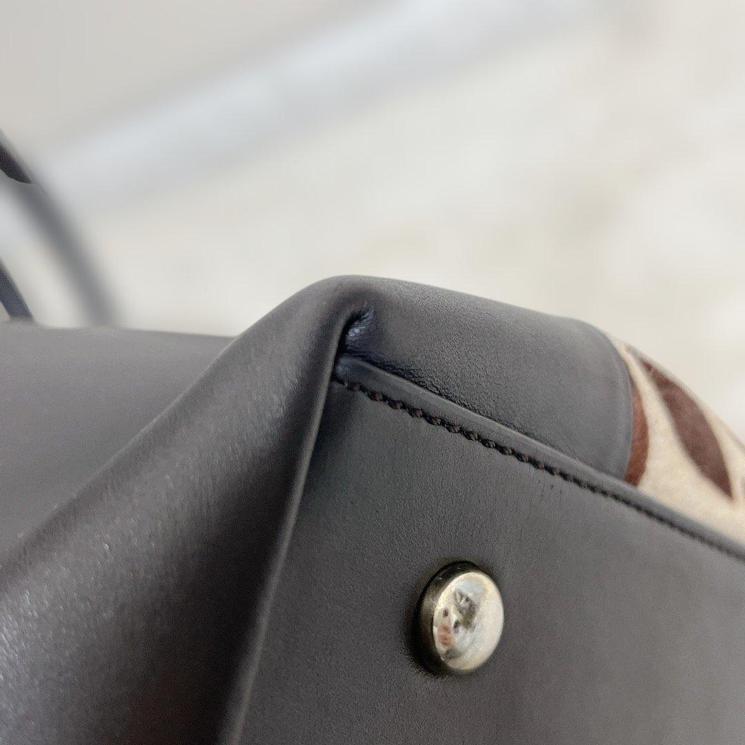 限定品 ONE PIECE トラファルガー・ロー 永遠の絆 レザートートバッグ