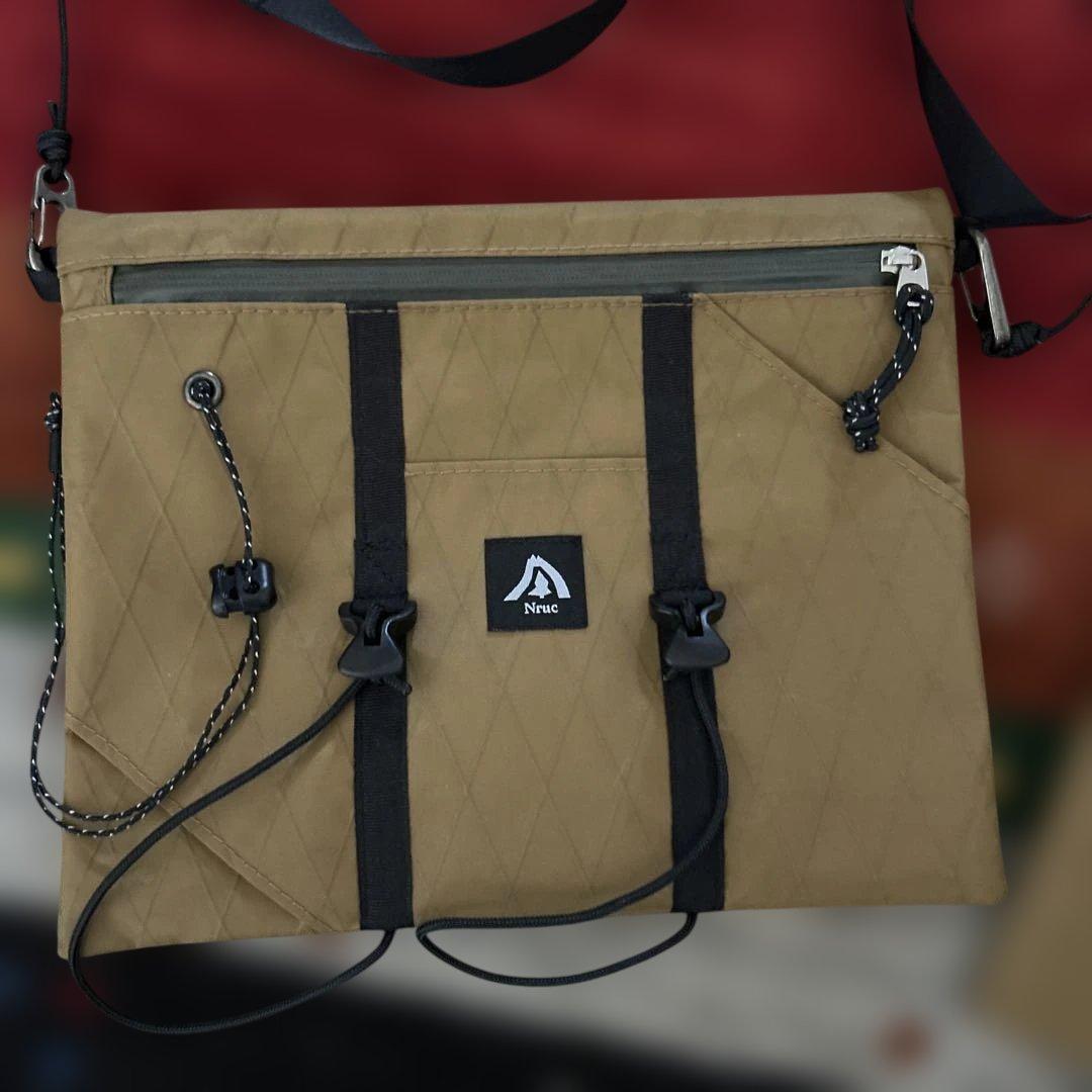 nruc ヌルク　サコッシュ　ティッシュケース