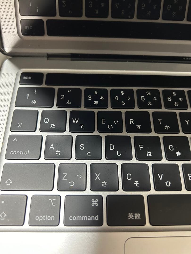 MacBook Pro 2020モデル　256g 13インチ シルバー