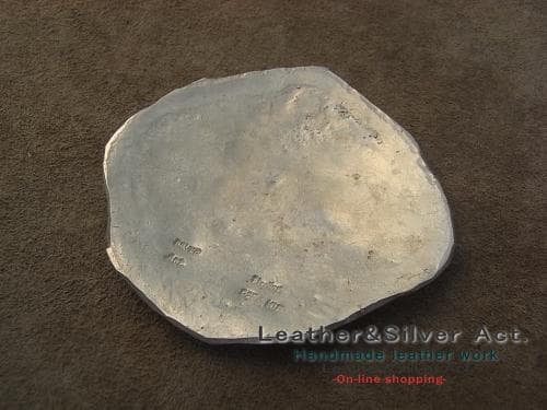 1点物手彫りコンチョ　シルバー925　ゴールド（ｋ18）インデアンジュエリー