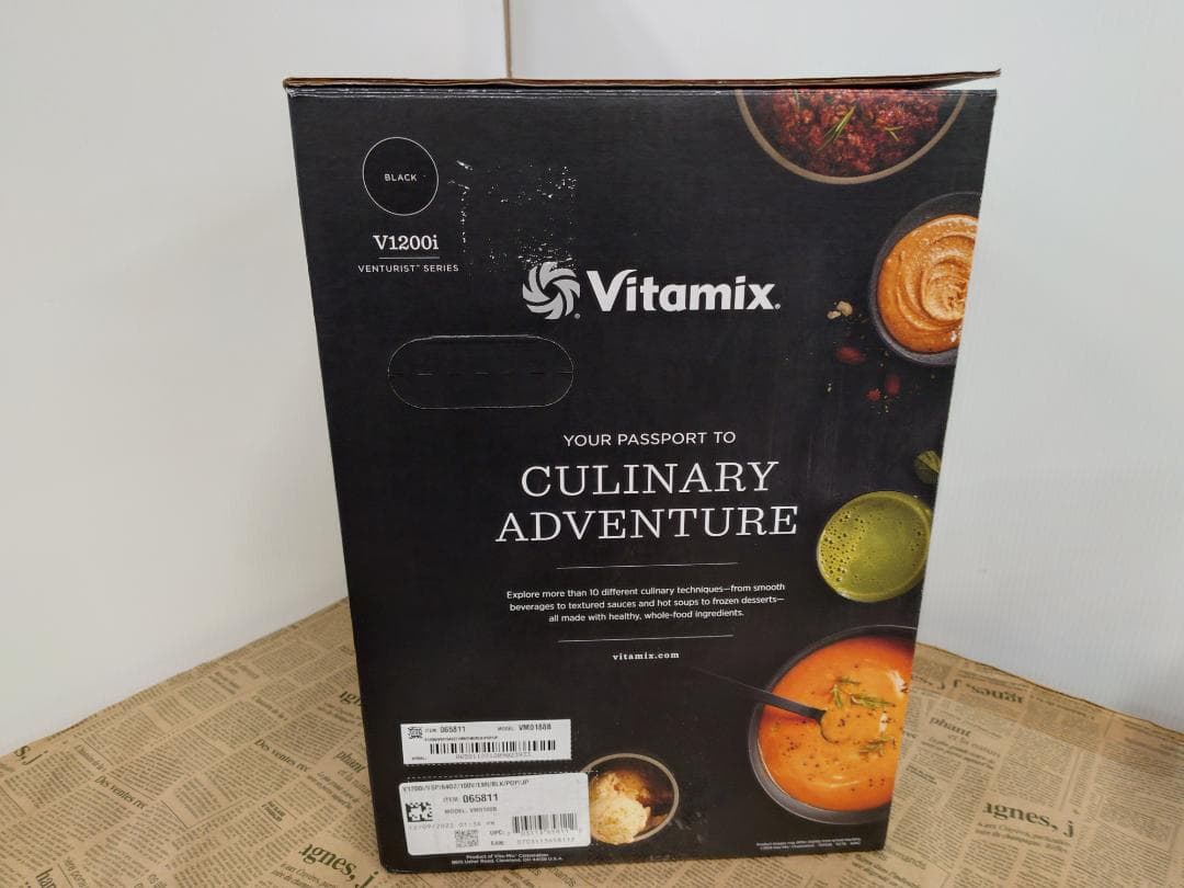 【美品】Vitamix V1200i ブラック 整備済 レシピ本＆おまけ付