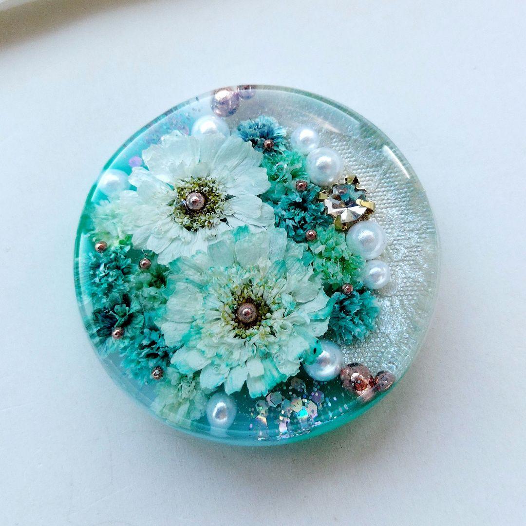 【1372】レジン　マトリカリア　ヘアゴム　ポニーフック　ブロ―チ　ハンドメイド