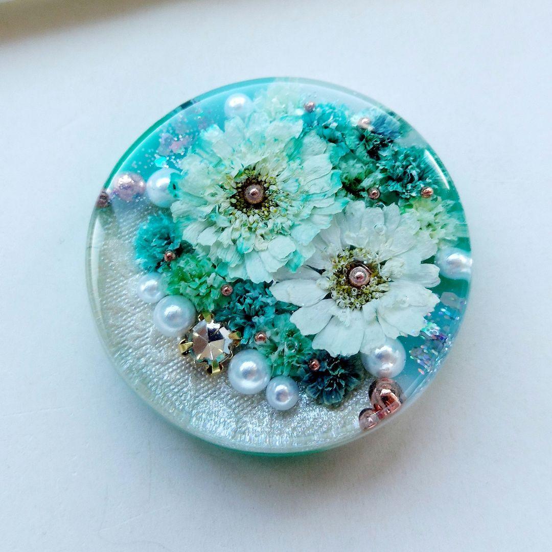 【1372】レジン　マトリカリア　ヘアゴム　ポニーフック　ブロ―チ　ハンドメイド