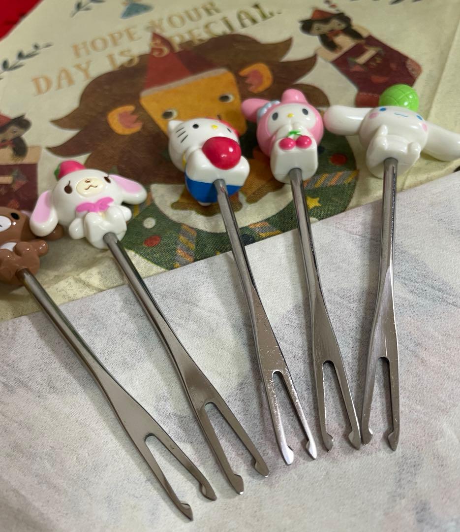 サンリオSanrioフルーツピック 5本セット ストロベリーポット付き非売品レア