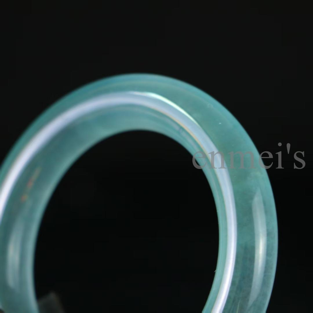 完璧な高氷種 精巧彫刻【丸型バングル】 サイズ：56×14mm