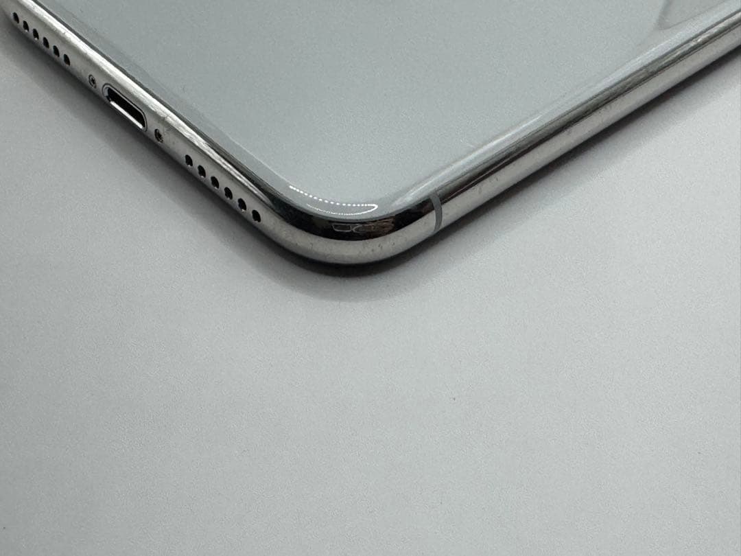 ◆Apple iPhone X 64GB SIMロック解除済み◆