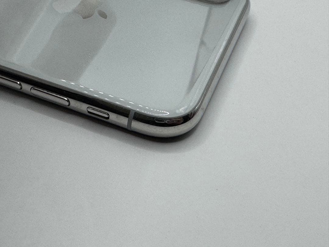 ◆Apple iPhone X 64GB SIMロック解除済み◆