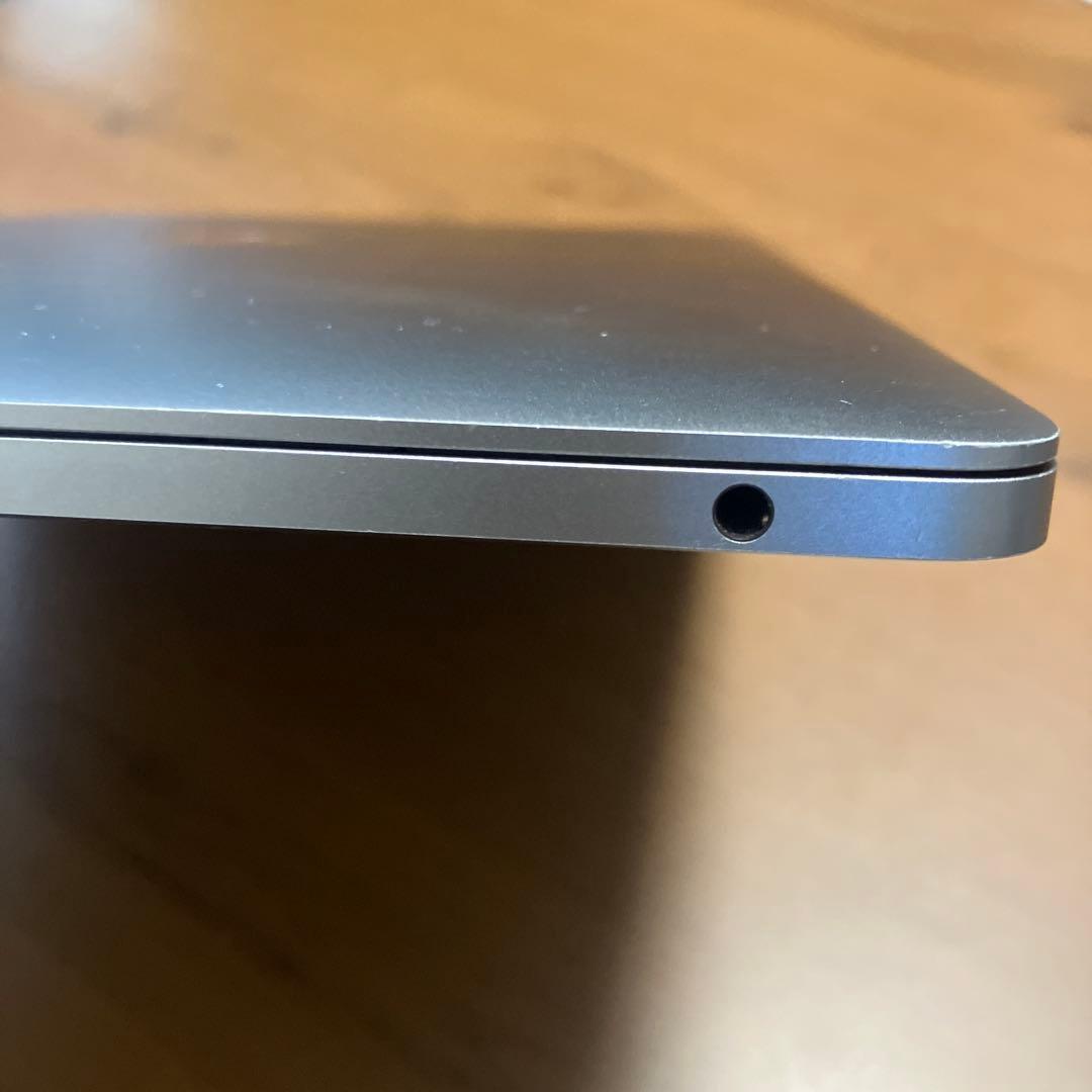 【ジャンク品】シルバー MacBookPro 本体 箱付き