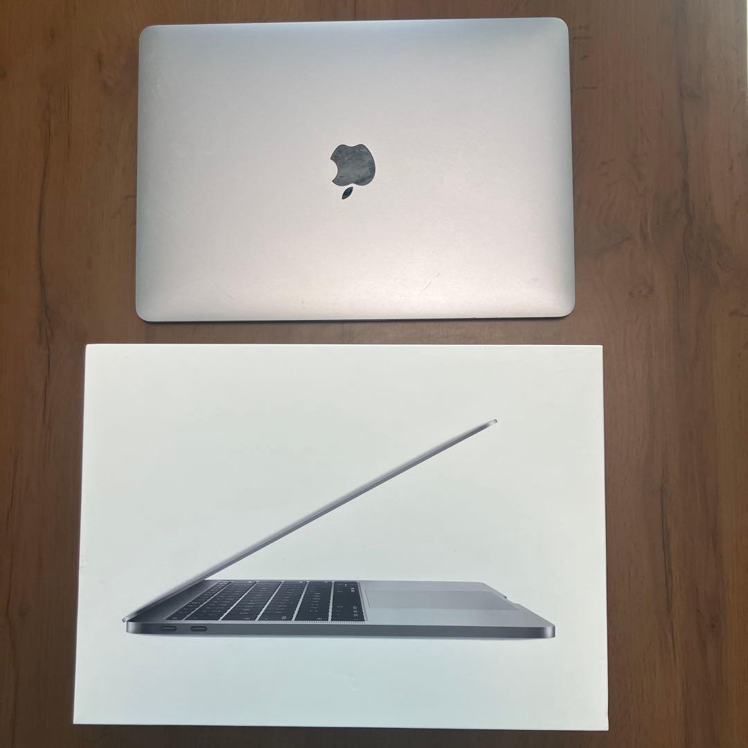 【ジャンク品】シルバー MacBookPro 本体 箱付き