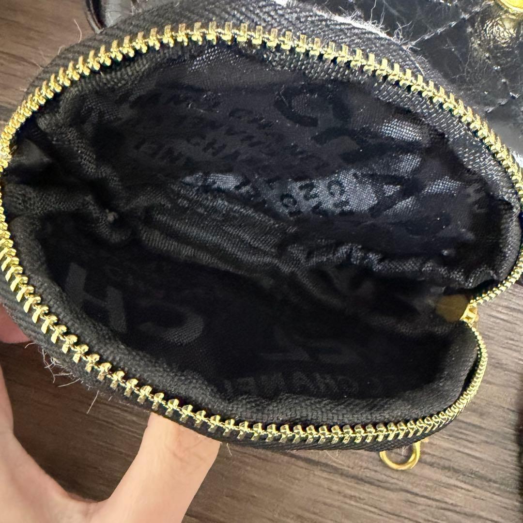 ノベルティ CHANEL キルティングショルダーバッグ　スマホショルダー