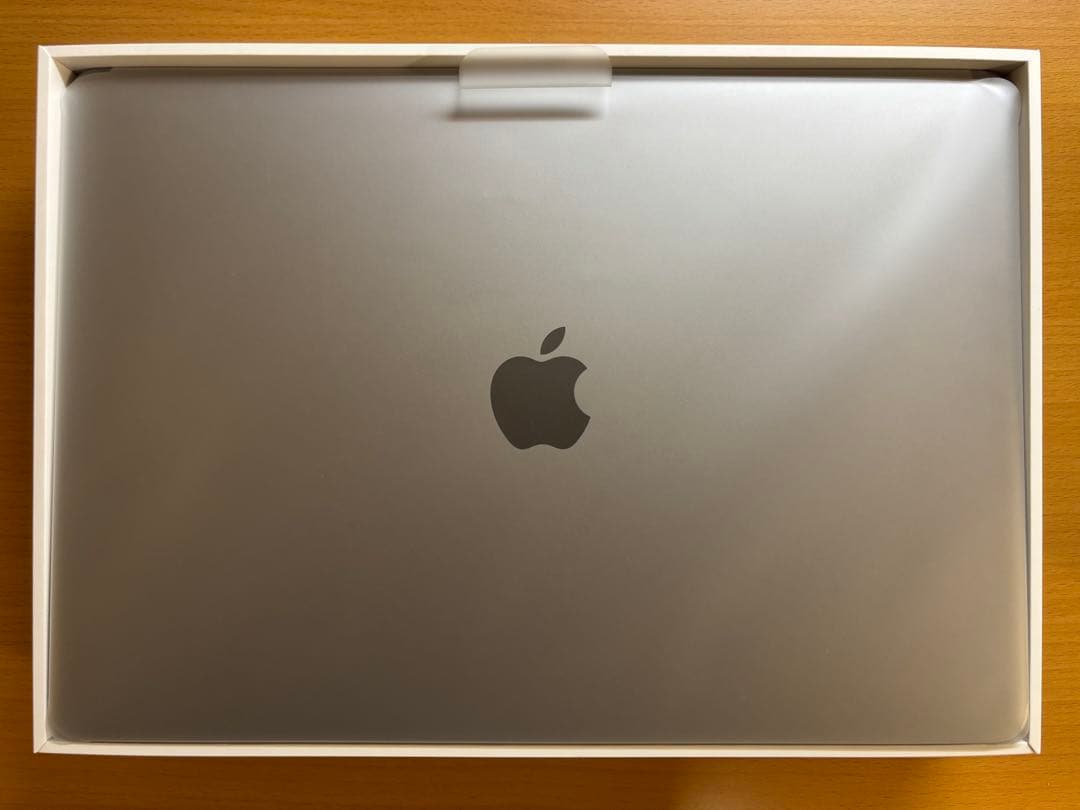 Apple MacBook Air M1 2020 13インチ　スペースグレー