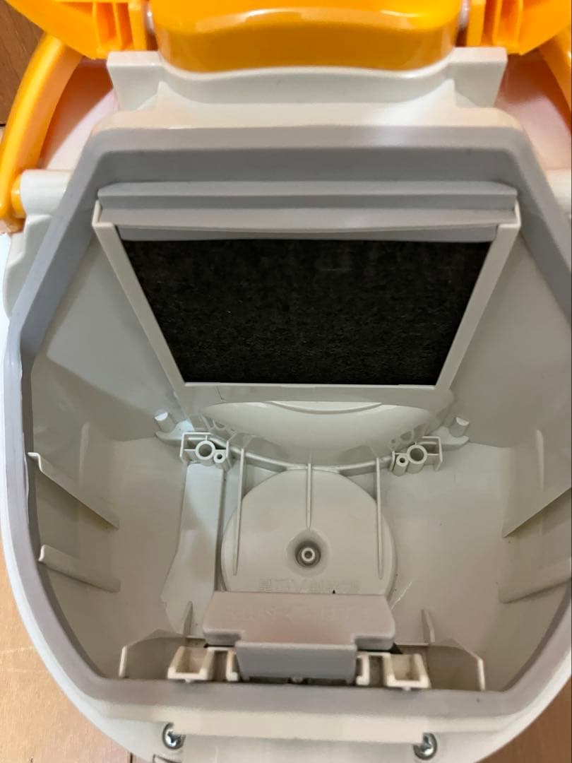 [2015年製] SHARP シャープ　紙パック掃除機　EC-KP7F-D