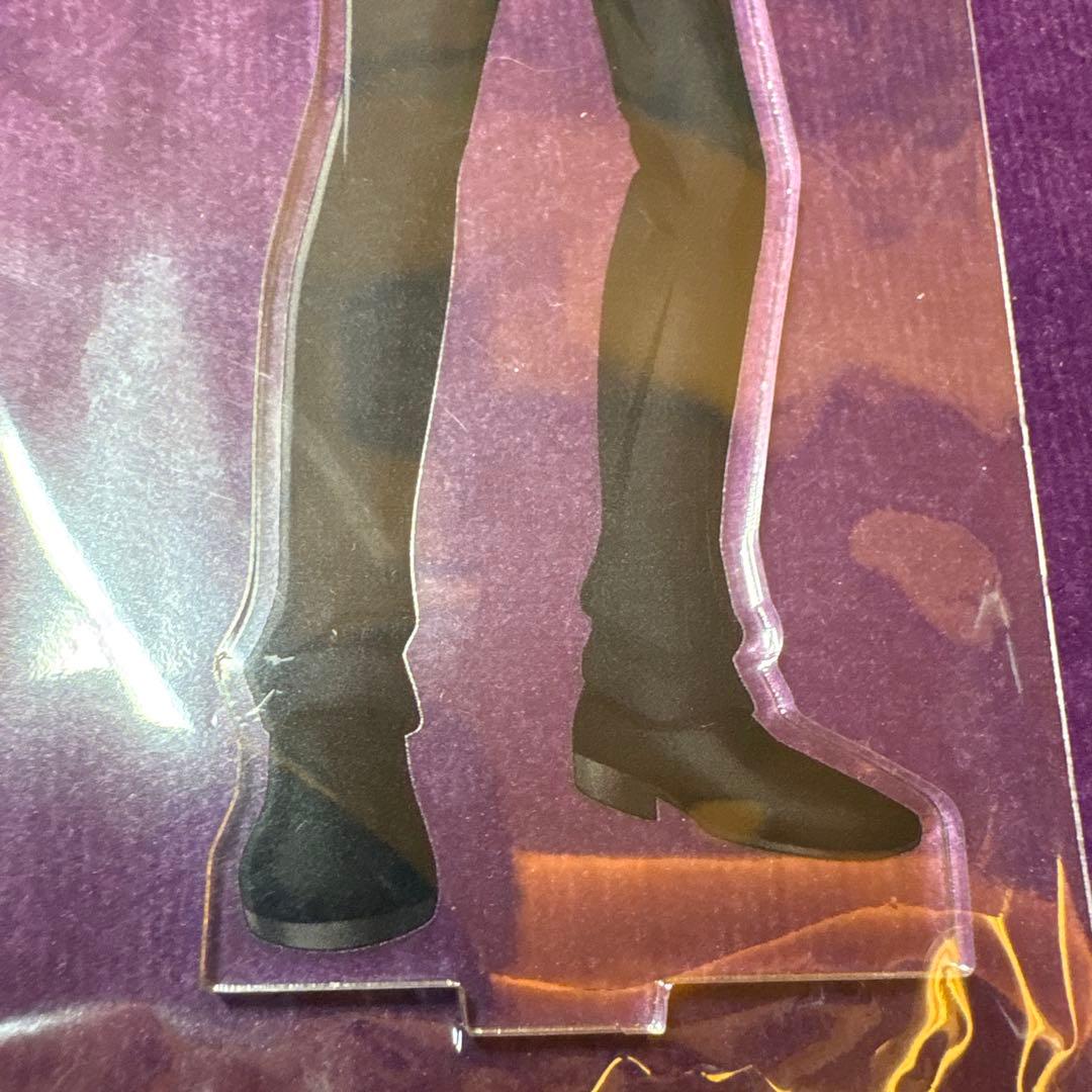 進撃の巨人　新宿マルイ　コラボ　アクスタ　エルヴィン　リヴァイ