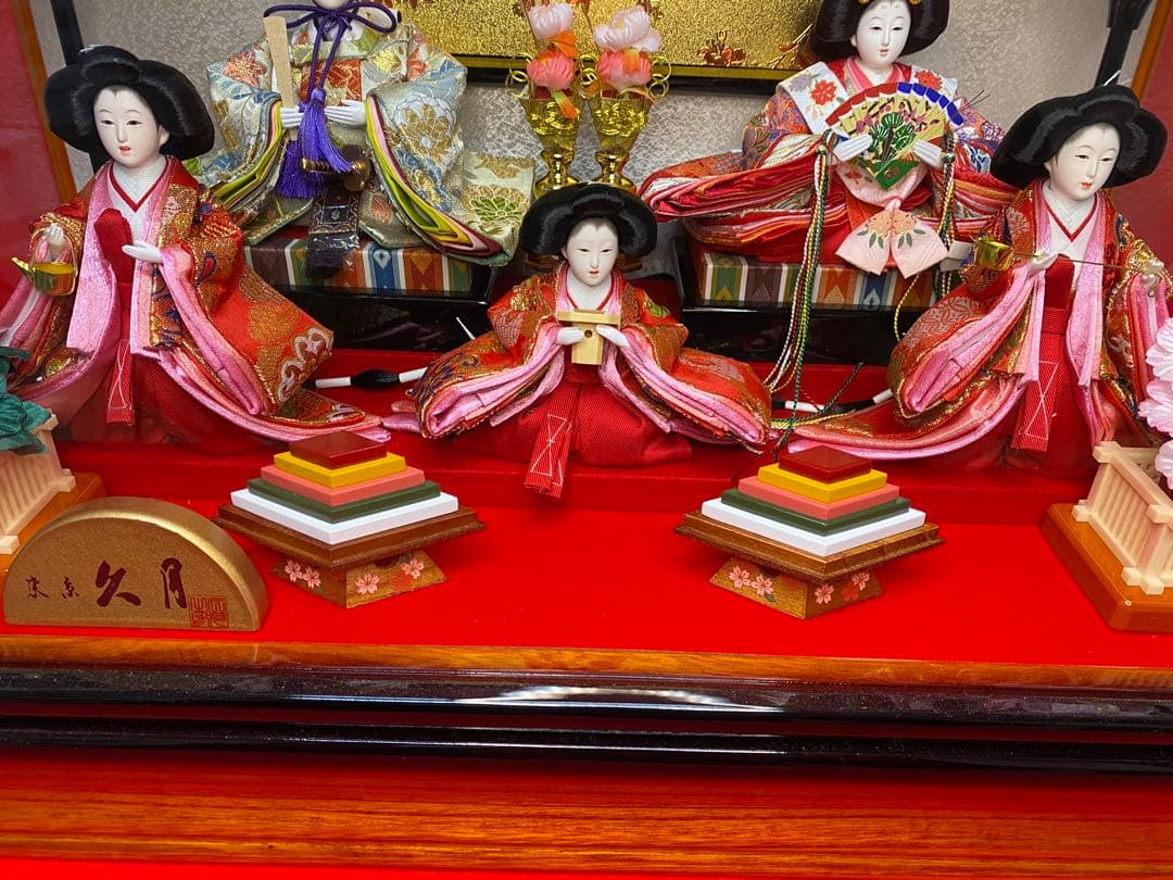 東京久月　雛人形五人飾りアクリルケース入り・間口約５７×奥行約３１×高さ約３８㎝