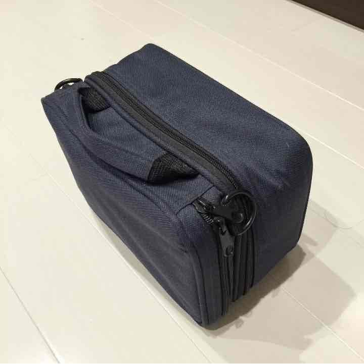 ポータブルDVDプレーヤー