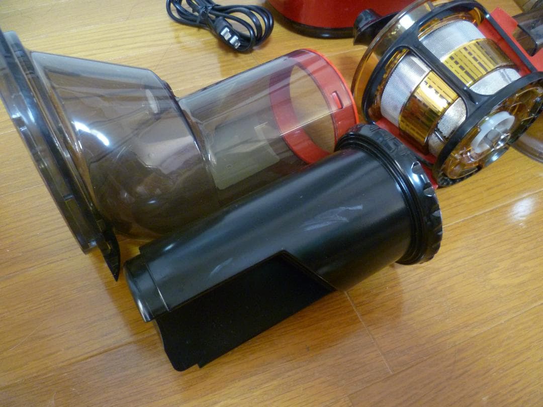 Kuvings クビンス JSG-30 ホールスロージューサー