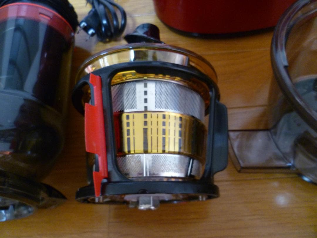 Kuvings クビンス JSG-30 ホールスロージューサー