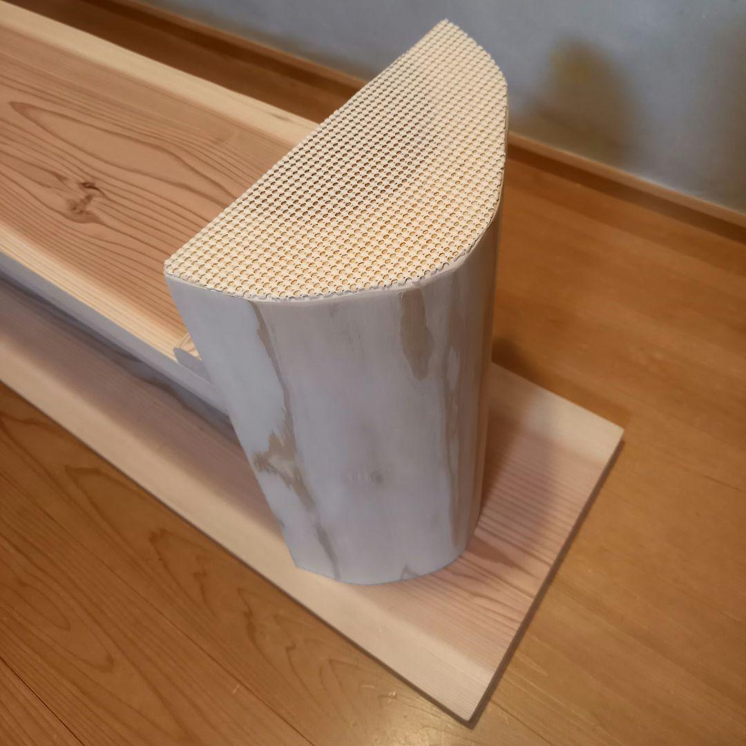 国産杉　無垢一枚板&丸太半割りログ脚　特注品脚高さ違い