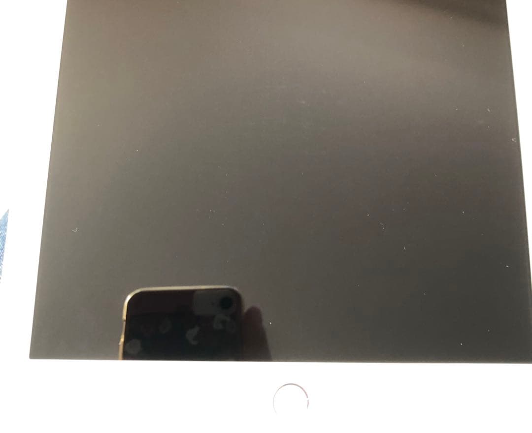 【完動品】iPad 第6世代 32GB SIMフリー【すぐ発送】