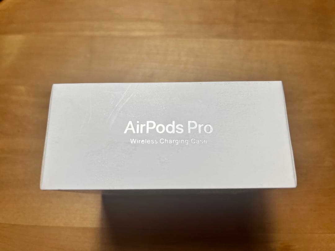 AirPods Pro ホワイト　(故障)