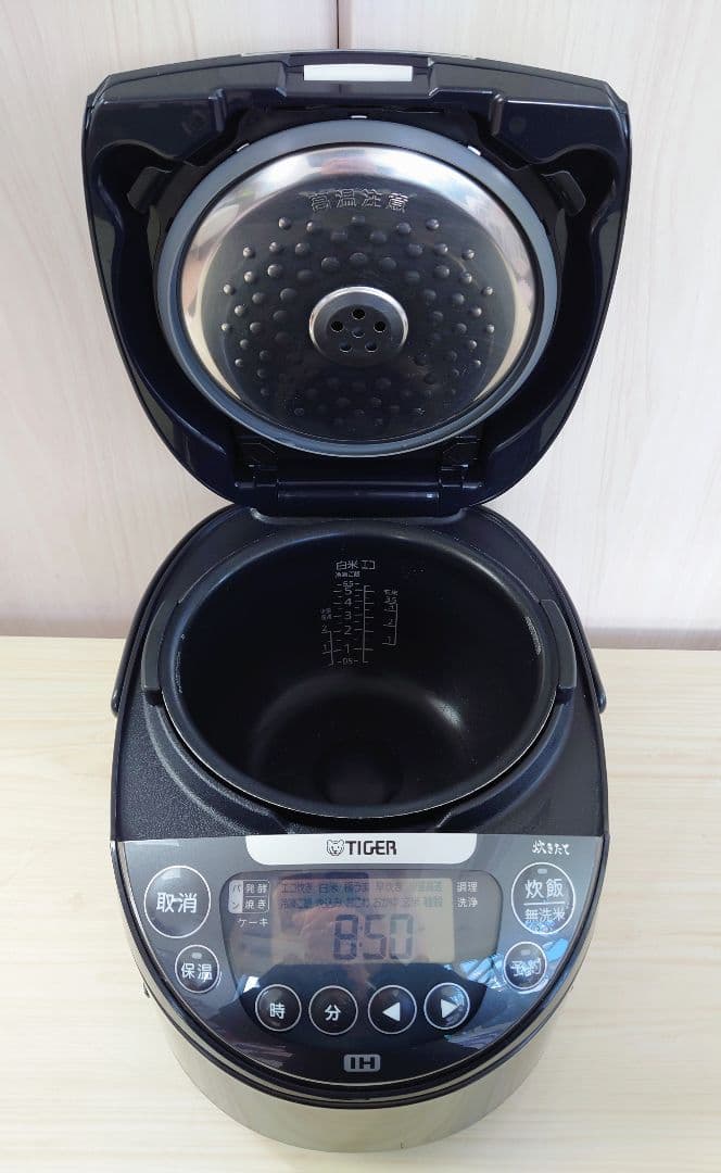 タイガー　IH炊飯器　JPW-B100　5.5合炊き