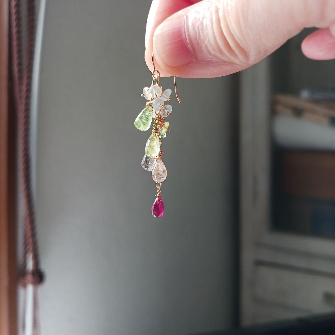 あつ様再び。トルマリンの花の色のピアス14kgf