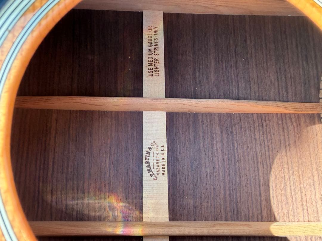 Martin D-28 マーチン　マーティン　ギター