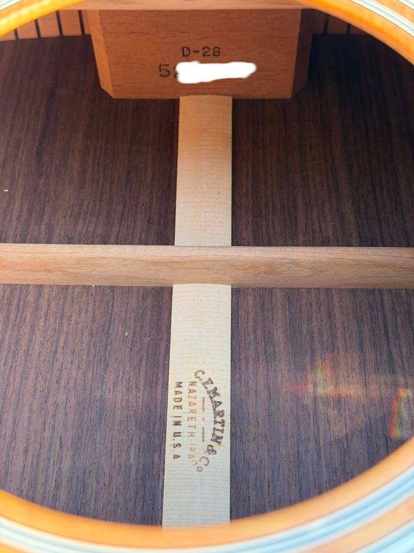 Martin D-28 マーチン　マーティン　ギター