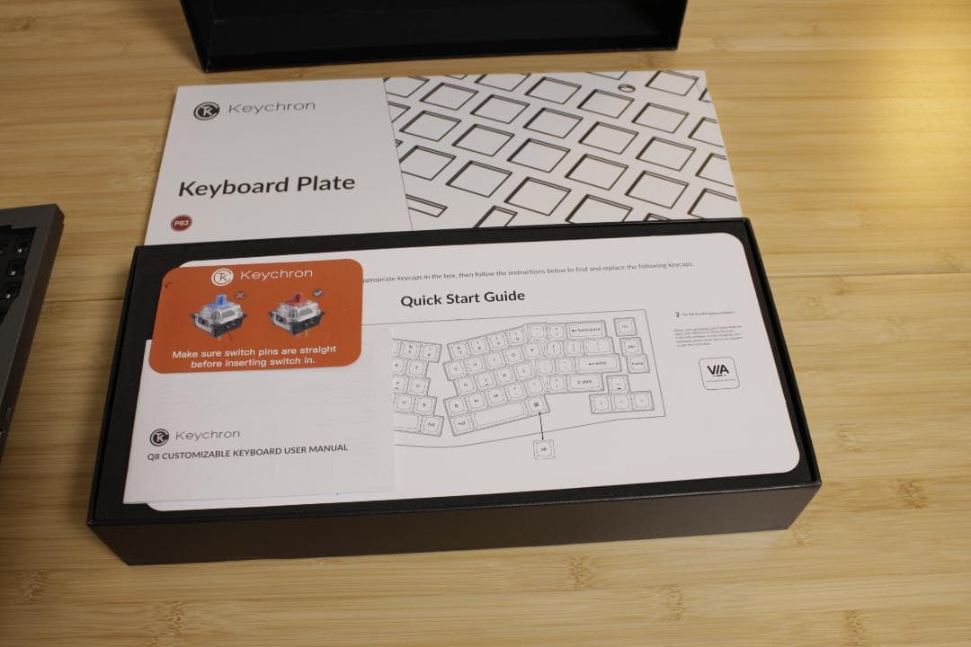 【Keychron】Q8 QMK/VIA ベアボーン シルバー