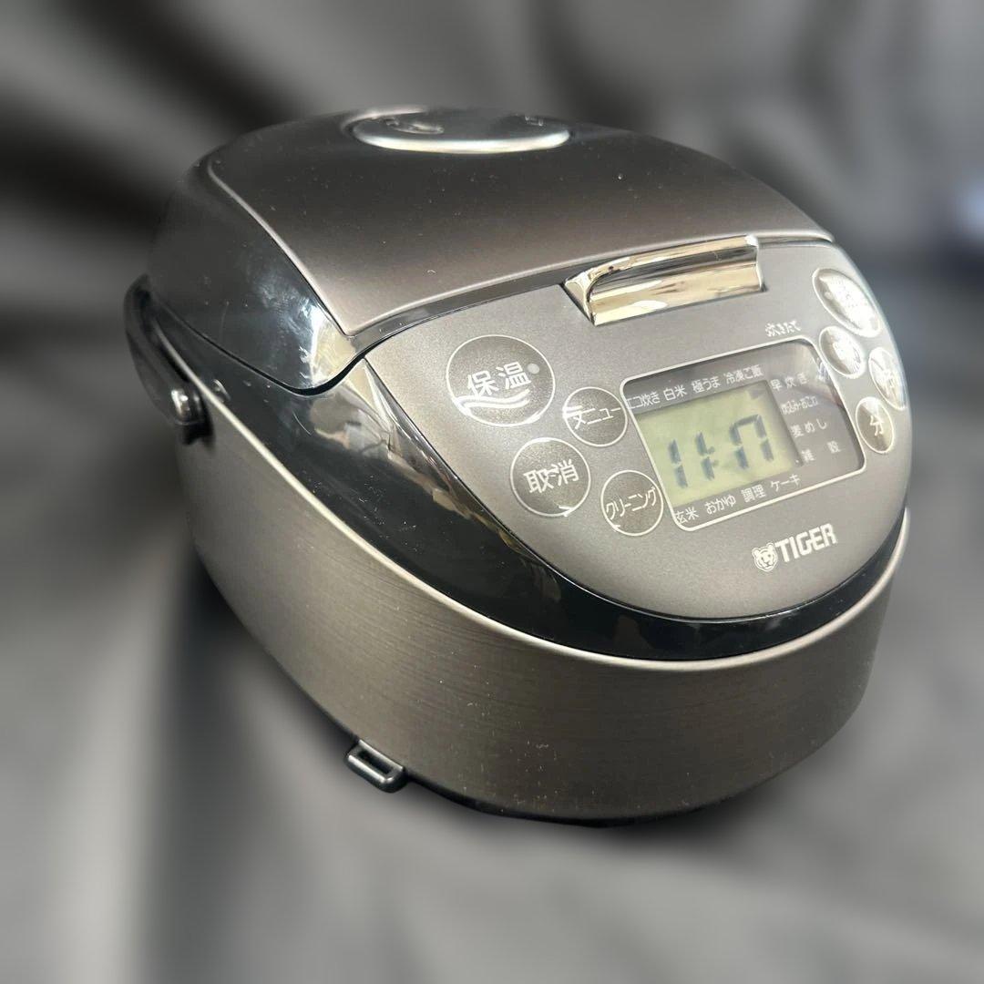 【22年製】TIGER 炊飯器 PFG055 ブラック 3合