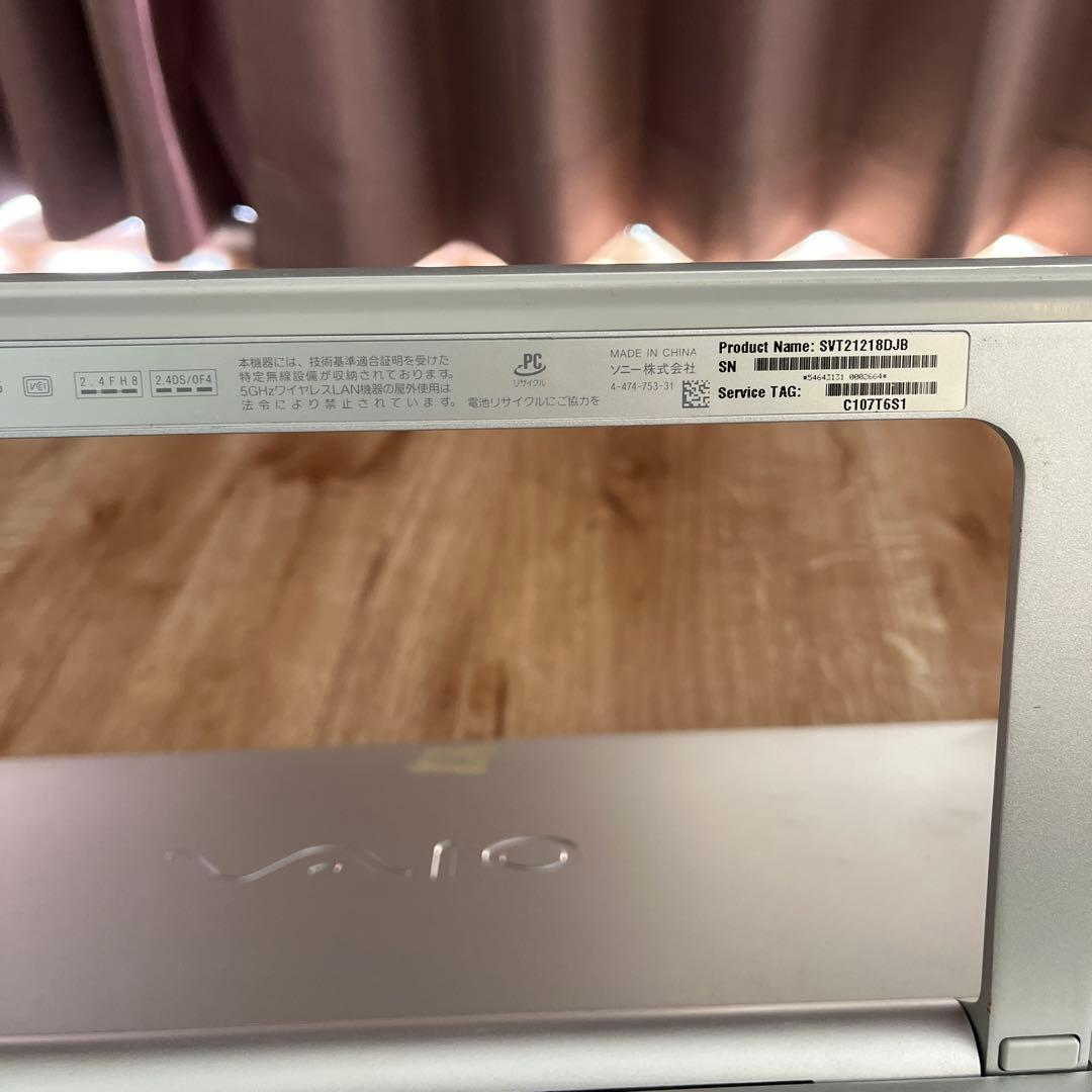 パソコン　ソニー　SVT212A14N ディスプレイ　キーボード　バッテリー