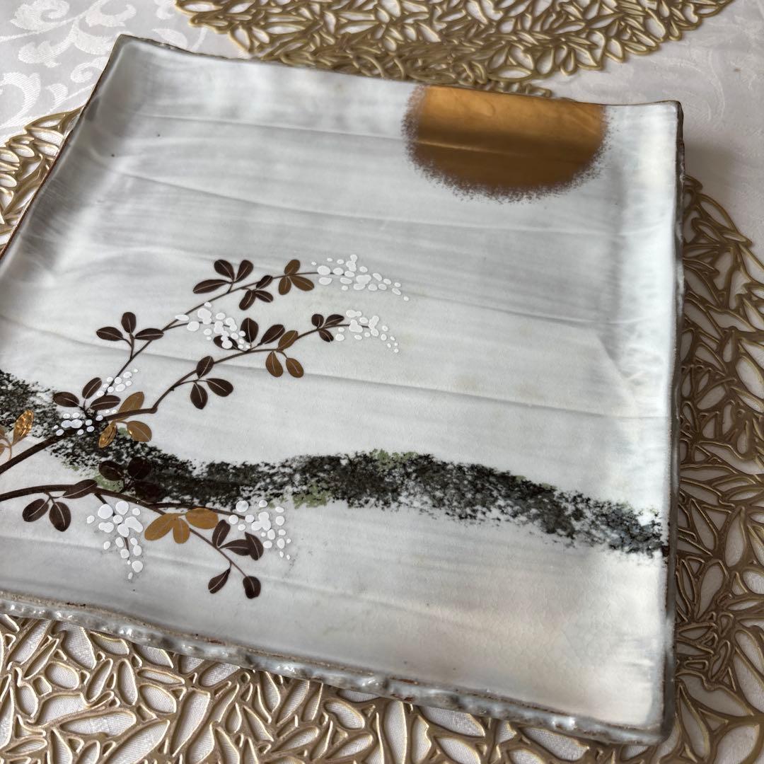 ⭐️たち吉⭐️陶器製プレート 金色の模様⭐️
