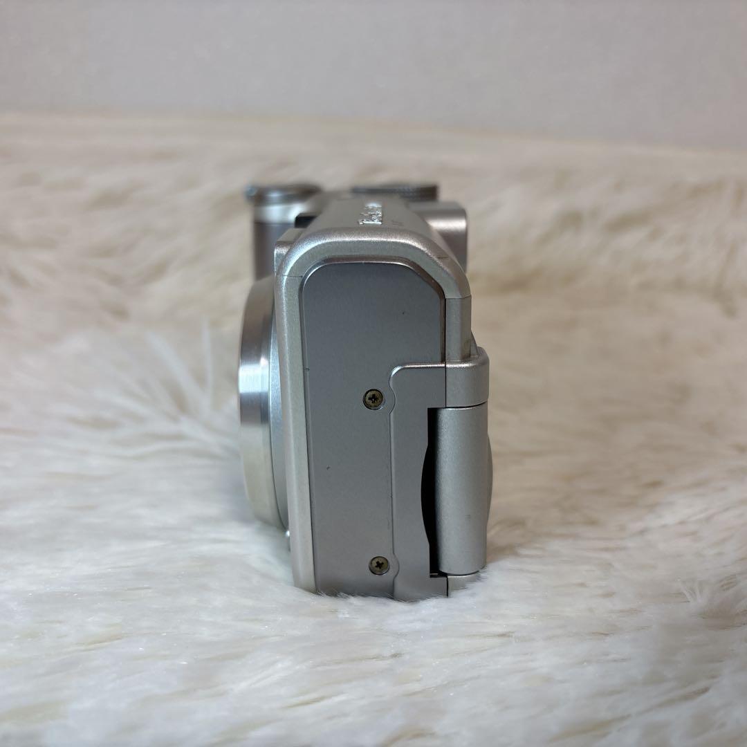 Canon PowerShot A610 シルバー コンデジ　デジカメ