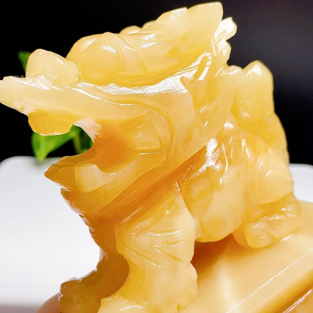 【超美品】　天然石　パワーストーン　麒麟　彫り　置物　カルサイト　2