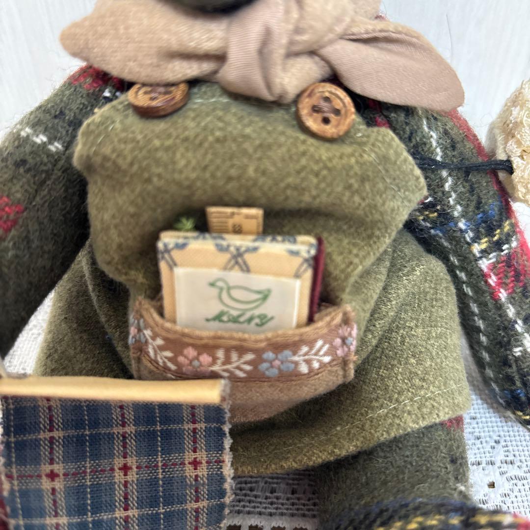 マニー　くまのぬいぐるみ、クリスマスツリー