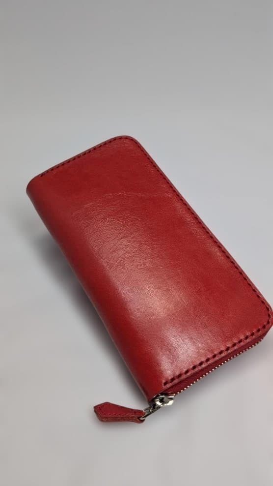 台形ラウンドファスナーウォレット 本革 ヌメ革 【レッド】